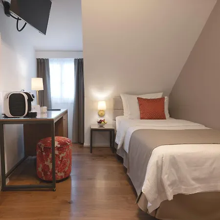 Des Alpes Hotel