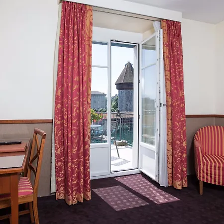 Hotel Des Alpes 3*